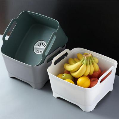 塑料制品--熱的不良導(dǎo)體，具有消聲、減震作用